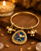 Elevate Your Celebrations with Our Premium Bhaiya Bhabhi Rakhi Set Featuring Exquisite Jadau Bangles - House of RangReethi
